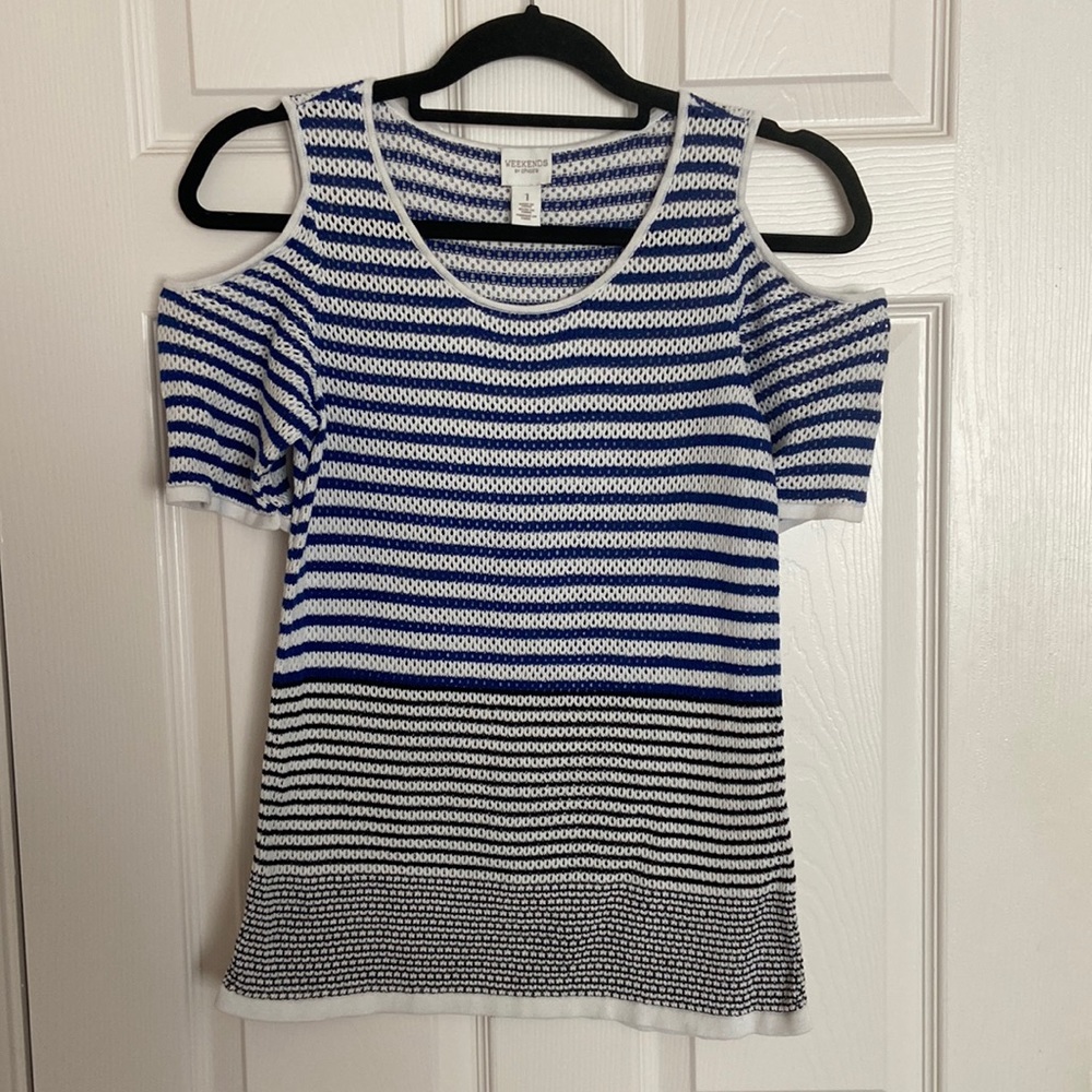 Like New Chicos Cold Shoulder Sweater